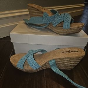 Minnetonka wedges